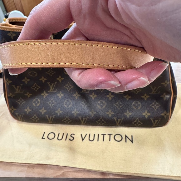 COPY - Louis Vuitton Monogram Horizonal Batignolies - Picture 4 of 14
